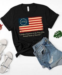Betsy Ross flag shirt Vintage american flag 1776 god bless america Pledge of Allegiance t shirt