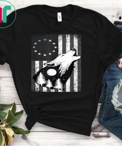 Distressed Betsy Ross Flag t-shirt Wolves Lovers Outdoor T-Shirt