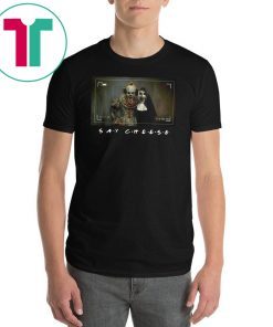 Halloween pennywise and valak say cheese Shirt