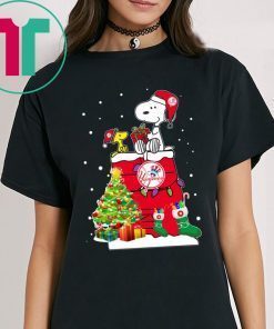 New York Yankees Snoopy And Woodstock Christmas 2020 T-Shirt