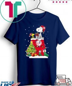 New York Yankees Snoopy And Woodstock Christmas T-Shirt