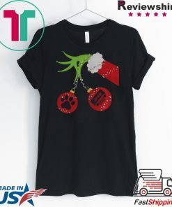 GRINCH HAND HOLDING PAW DOG AND JEEP TEE SHIRT