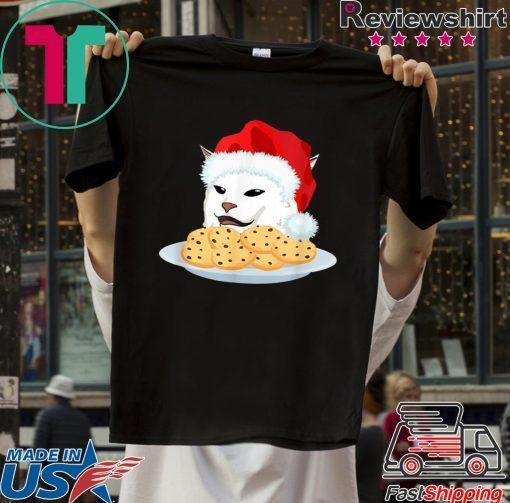 Women Yelling At Confused Cat At Christmas Dinner Table Meme T-Shirt
