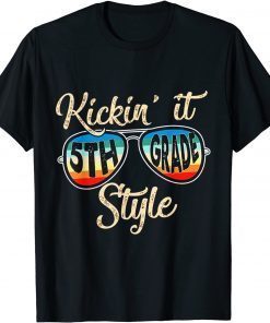 Back to school 5th Grade Vintage Kickin It 5th Grade Style T-Shirt