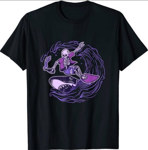 Stylish and spooky summer Skeleton Halloween-surfing Tee Classic Shirt