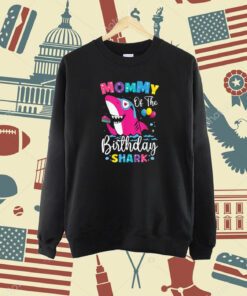 Mommy of the Shark Birthday Mom Matching Family T-Shirt