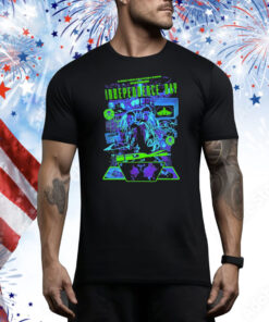 Independence Day 4 The Question Of Whether Or Not We Are Alone In The Universe Has Been Answered Checkmate Tee Shirt