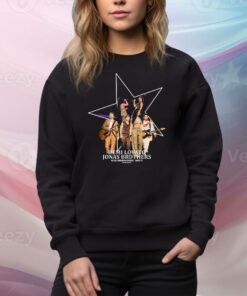 Demi Lovato Jonas Brothers MetLife Stadium In New Jersey August 10 Tee Shirt