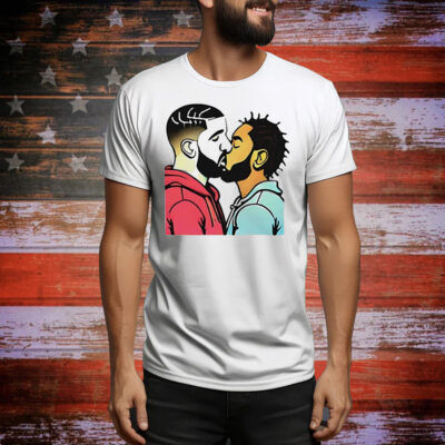 Drake and Kendrick kissing meme Tee Shirt