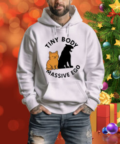 Tiny cat massive ego Tee Shirt