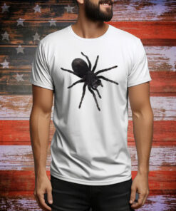 Lola Young Spiders Tee Shirt